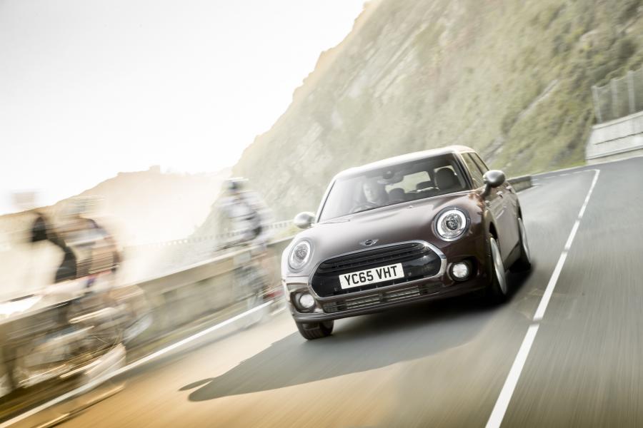  Mini Cooper D Clubman 2015 года  (UK) (фото 56 из 127)